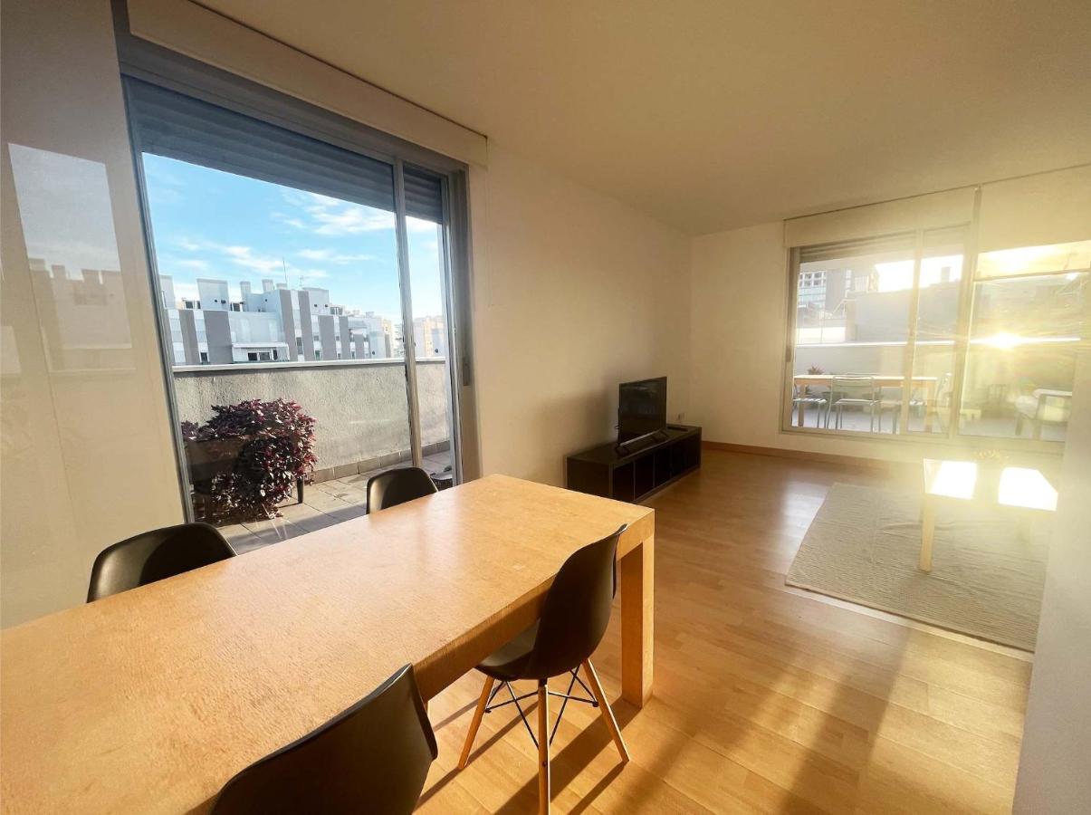 Beach & Culture Barcelona Port Forum Penthouse Apartment Sant Adria de Besos Exterior photo